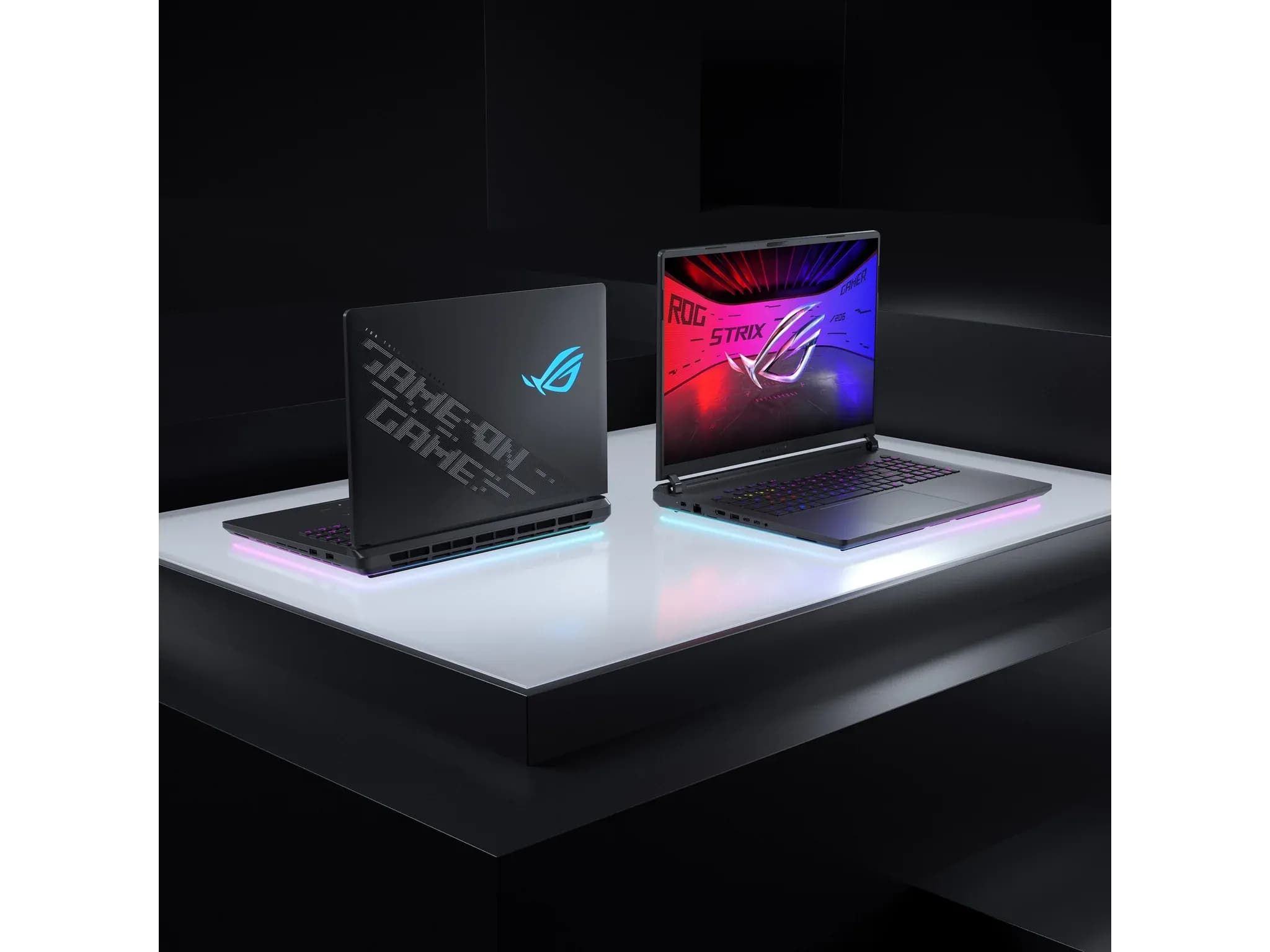 لپ‌تاپ گیمینگ ASUS ROG Strix SCAR 18 G835LX · جزئیات طراحی