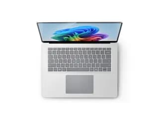 لپ‌تاپ Surface Laptop 7 15 — نمای باز و صفحه‌نمایش