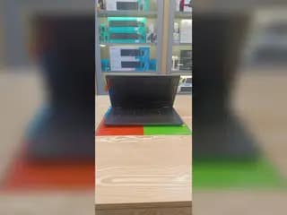 تصویر واقعی لپ‌تاپ دل Latitude 5500 — نمای ۳